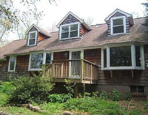 1st image of 9 Louis Ave