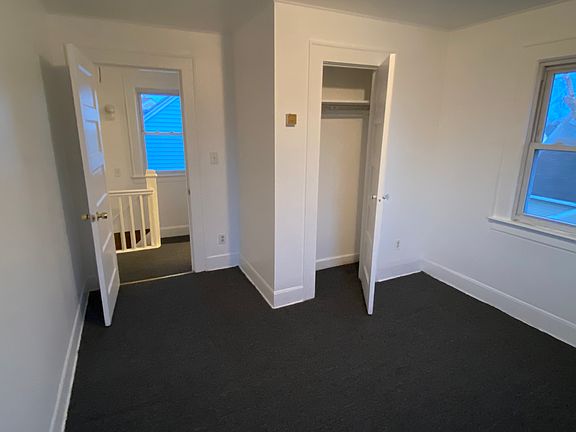 5th image of 415 Jerusalem Ave #1