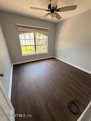 3811 Autumn Leaf Ct — Photo 13