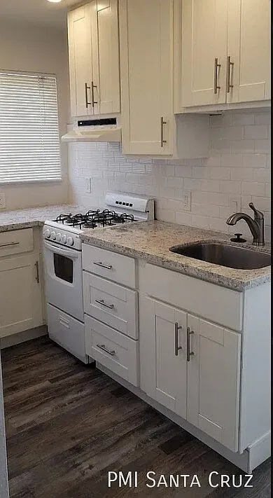 Studio, 1.0 bath, 340 sqft, $2,100 — Photo 3