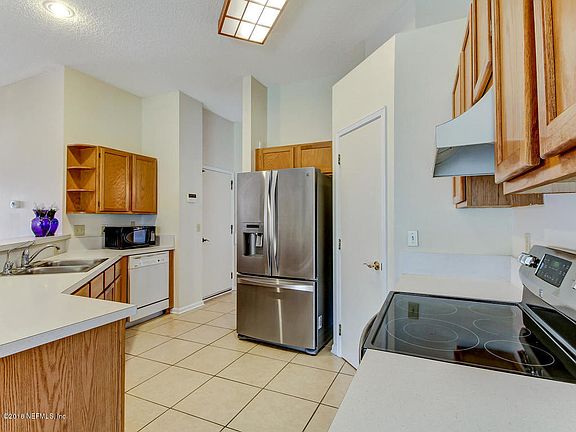 4th image of 13090 Chets Creek Dr S