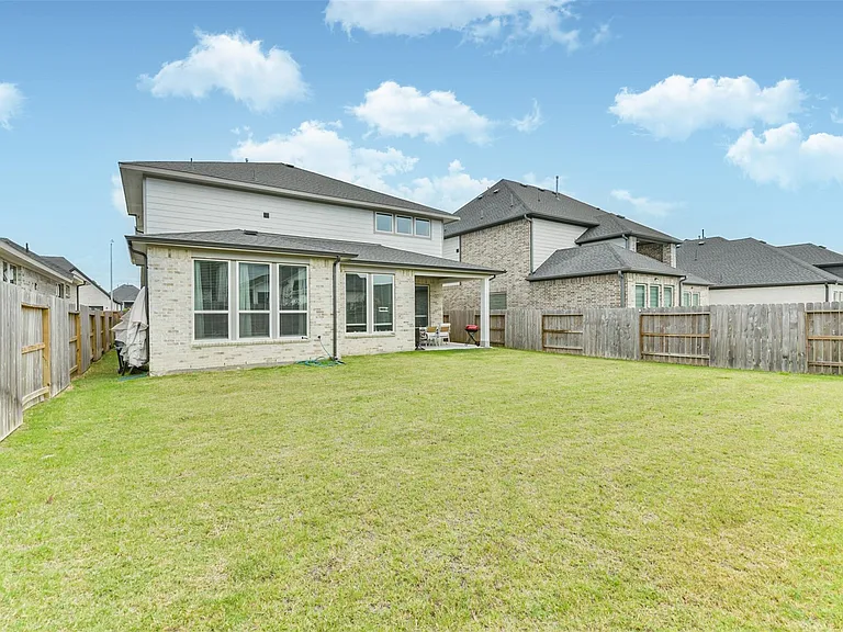 9243 Trimble Landing Dr — Photo 30