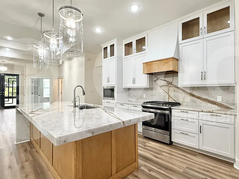 111 Tylee Cir — Photo 10