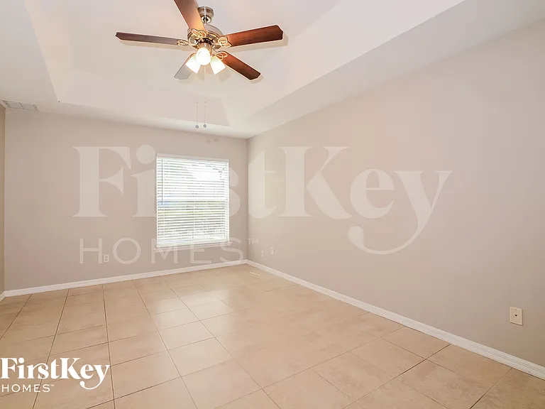 13219 Lakewind Dr — Photo 7