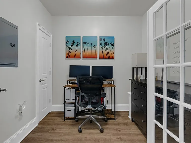 53 Woodward St #1 — Photo 11