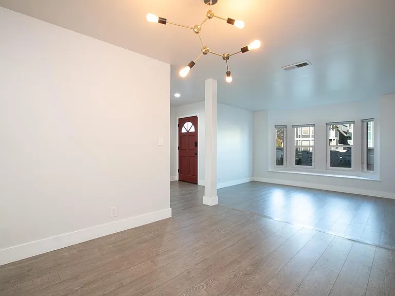 14929 Grevillea Ave — Photo 9