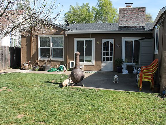 2nd image of 2111 Royal Oaks Dr