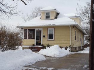 57 Denver Ave, Cranston, RI 02905