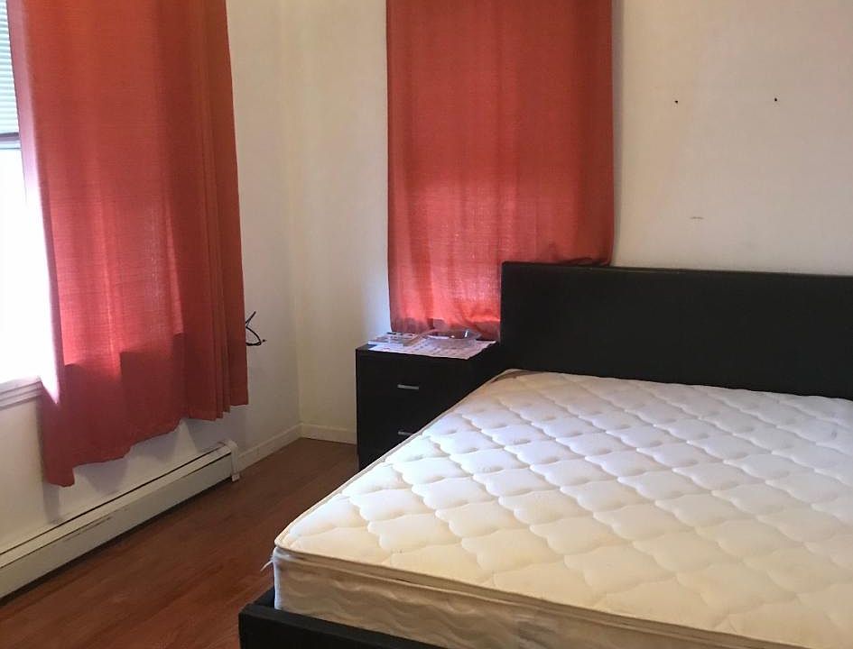 2nd image of 3533 101st St APT 2