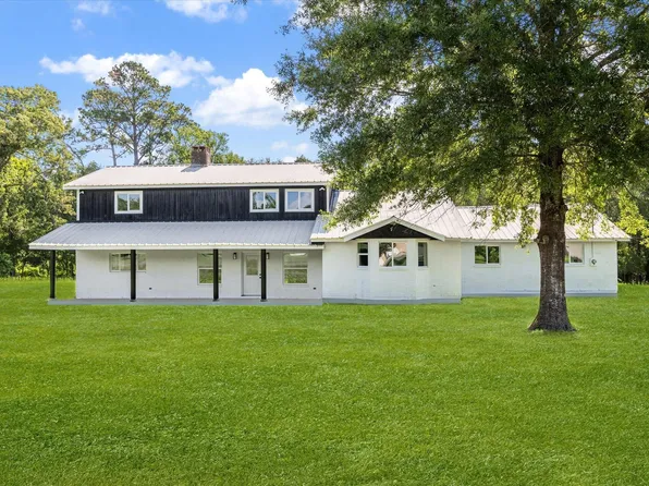 13812 S Goodyear Rd, Old River Winfree, TX 77535