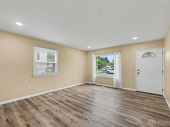 4th image of 3020 Sudbury Dr