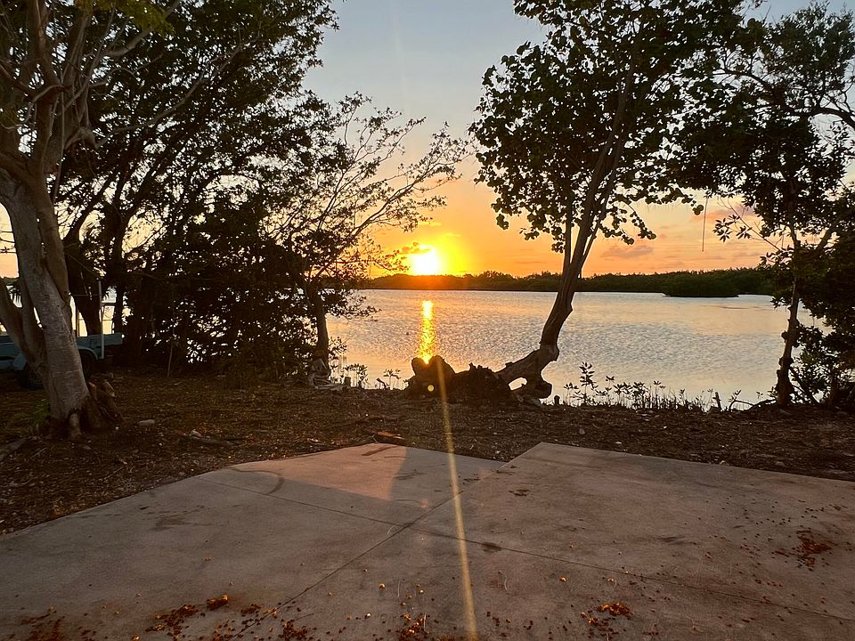 1st image of 6 Beach Dr