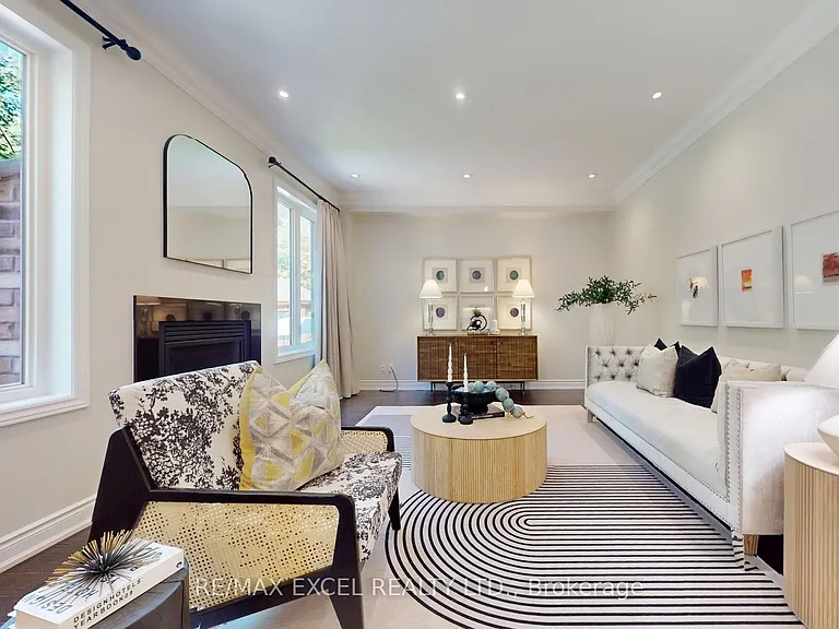 215 Coons Rd — Photo 17