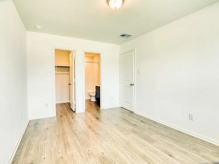 407 Magnolia St — Photo 24