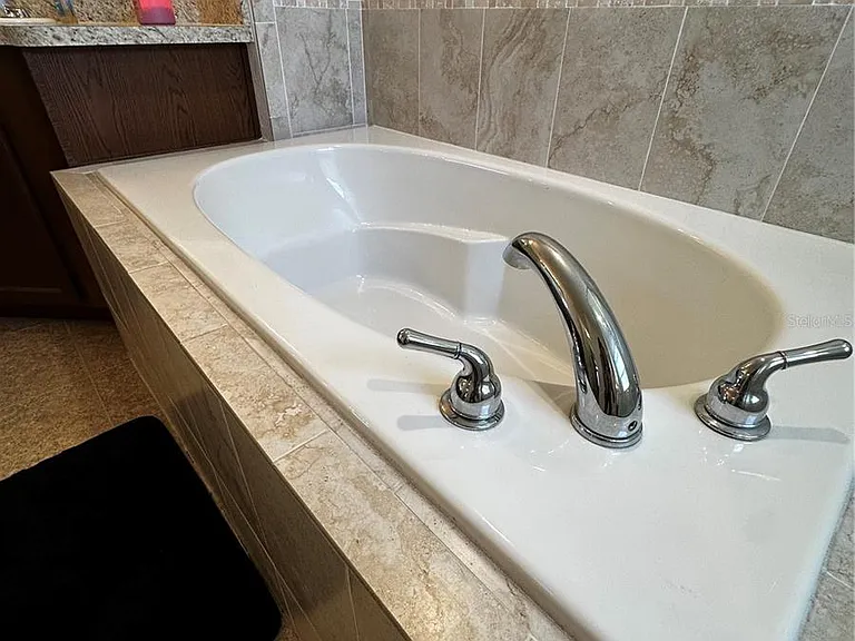 262 Lake Mariana Pl — Photo 37