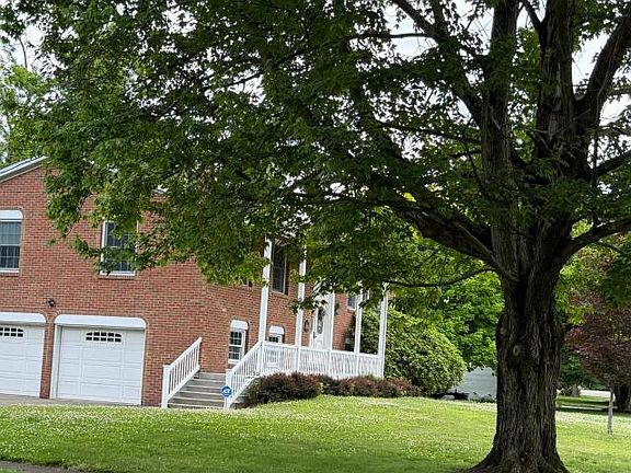 2nd image of 1266 Conewango Ave