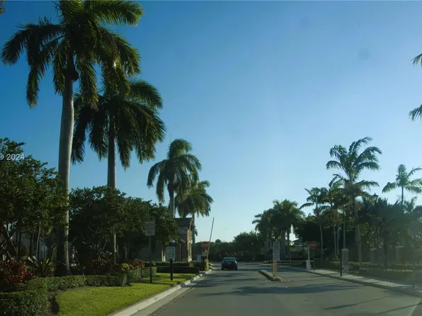 9143 SW 227th St Unit 3, Cutler Bay, FL 33190