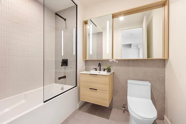 Rented by LL Real Estate Services | media 3