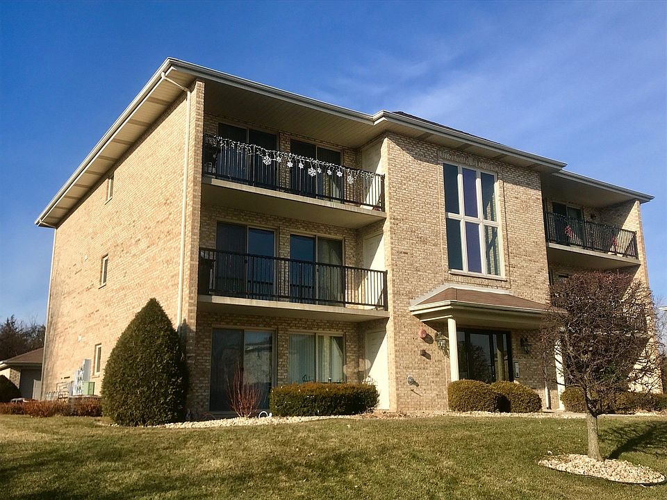 Welcome to 12796 St Andrews Court.
