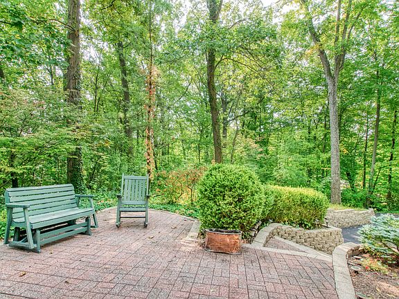 5th image of 3505 Hidden Lake Ln SE
