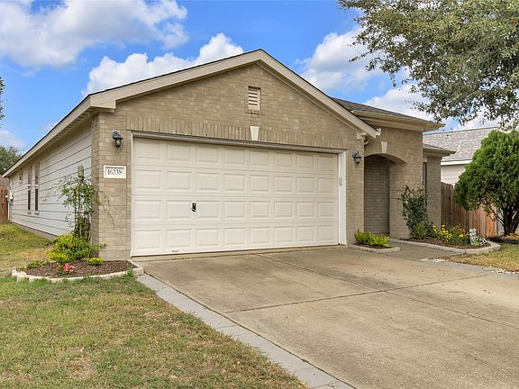 2nd image of 16238 Ranchland Ln