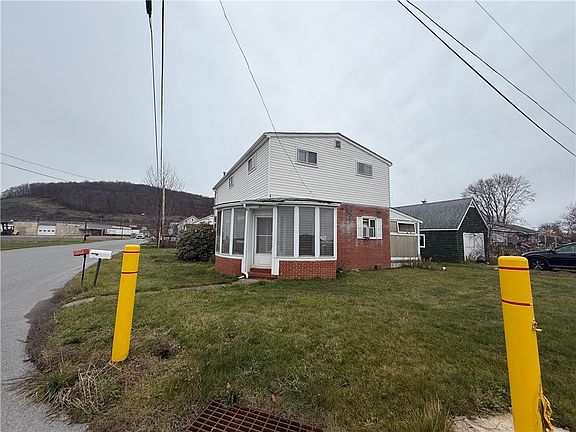 2nd image of 23 Glenwood Ave