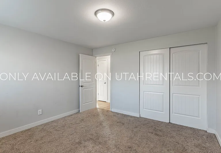 479 S 200th St E — Photo 12