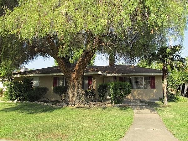 2nd image of 2521 N Channing Way