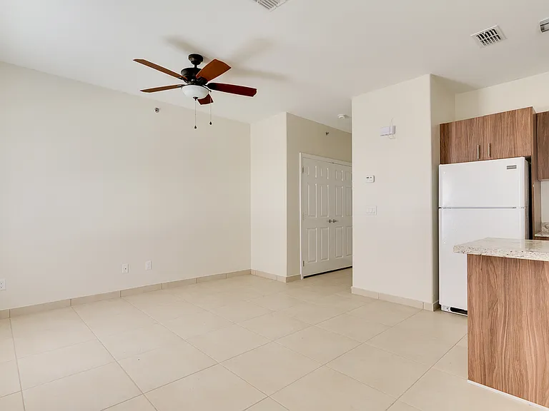 Enclave Apartments — Photo 21