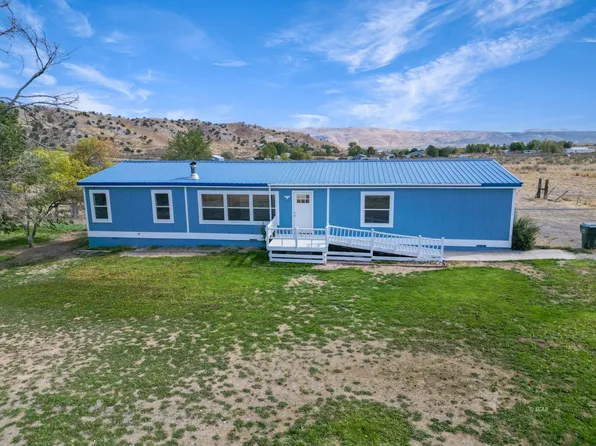 2082 Hanging Tree Dr, Elko, NV 89801