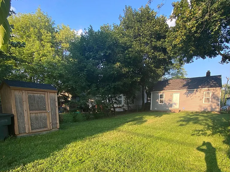 2299 Hamilton Ave — Photo 17