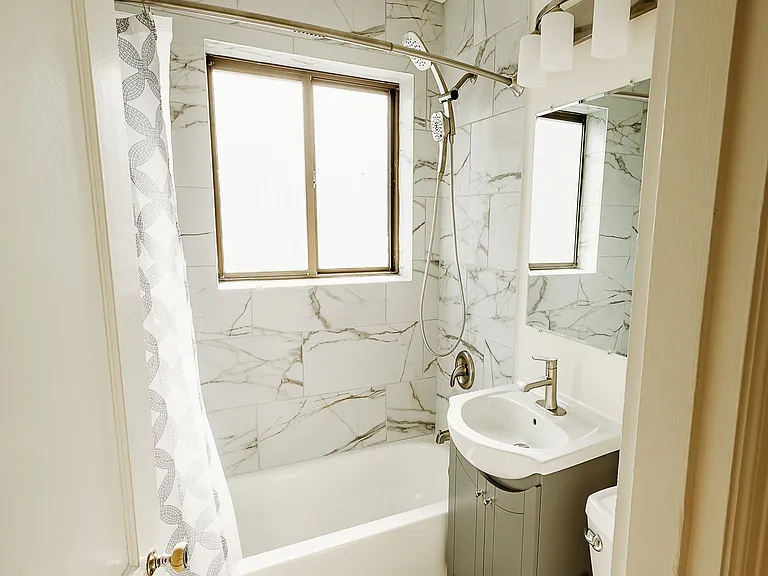 2519 S Dixie Dr #2 — Photo 11