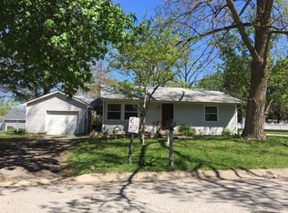500 W School St, Centerville, IN 47330