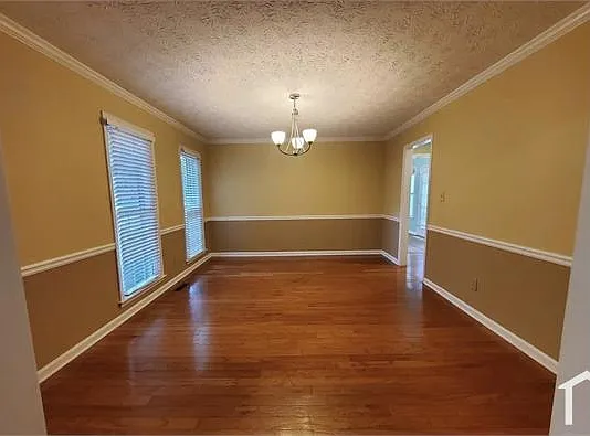2083 Melissa Ct — Photo 12