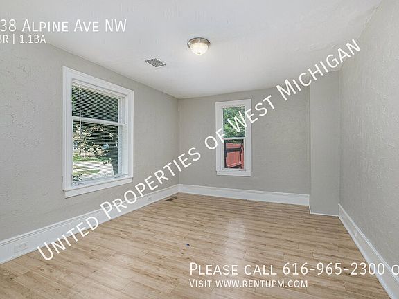 5th image of 738 Alpine Ave NW