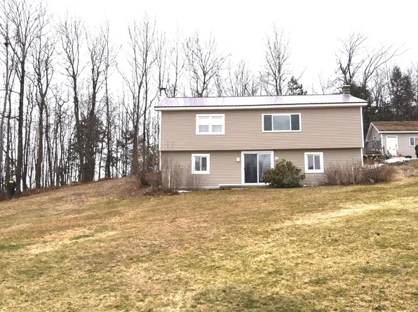 318 Bigelow Road, Saint Albans, ME 04971