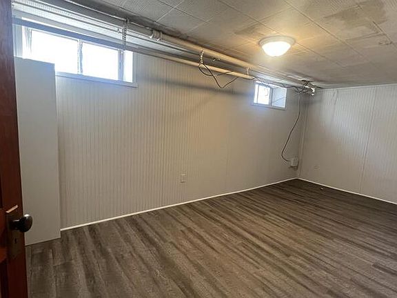 5th image of 2210 Park Pl #B