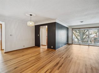 4225 Grand Ave APT 8, Des Moines, IA 50312