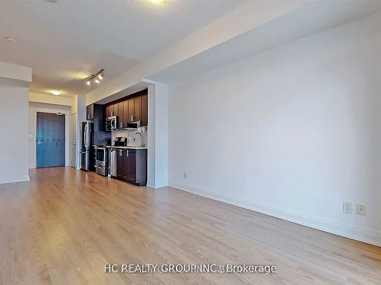 7171 Yonge St #2305 — Photo 7