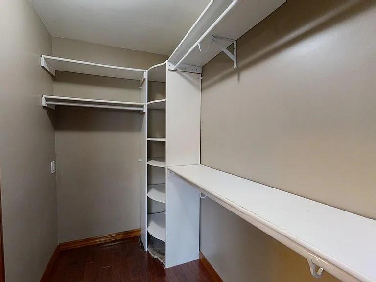 4217 Glen Oaks Dr — Photo 5