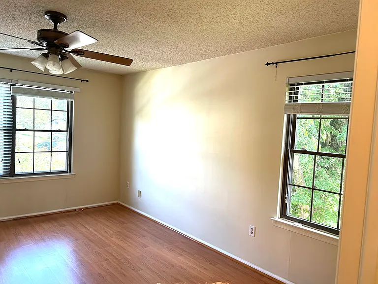 102 Woodward Ln #2 — Photo 6