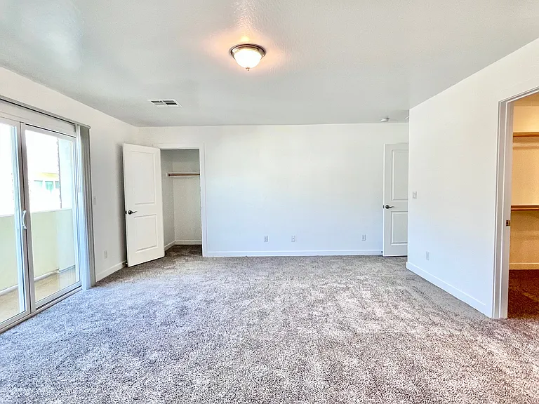 3000 N 37th St #2 — Photo 37