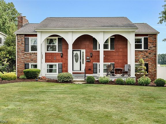 3rd image of 2109 Merle Rd