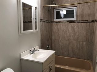 206 Leyfred Ter, Springfield, MA 01108