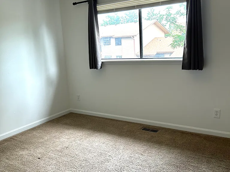 3480 Colorado Ave #D8 — Photo 12