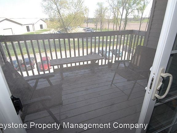 3rd image of 130 Jefferson St E #11