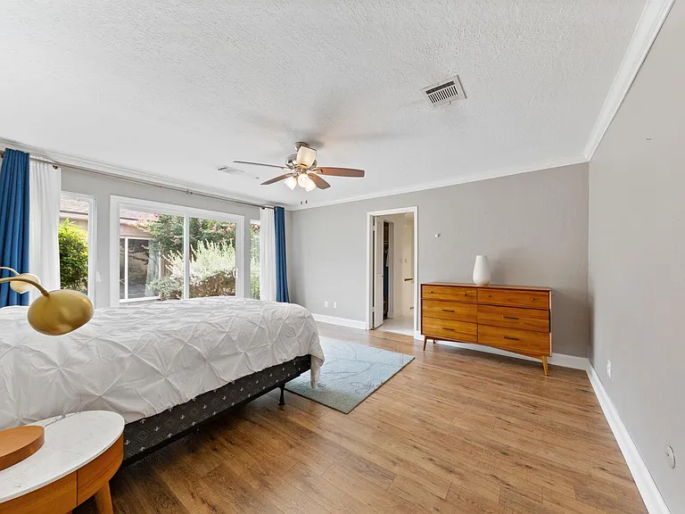 12210 Ravenmoor Dr — Photo 4