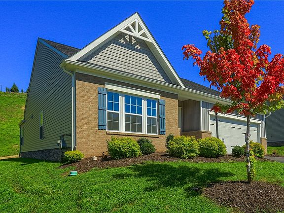 2nd image of 107 Deana Dr