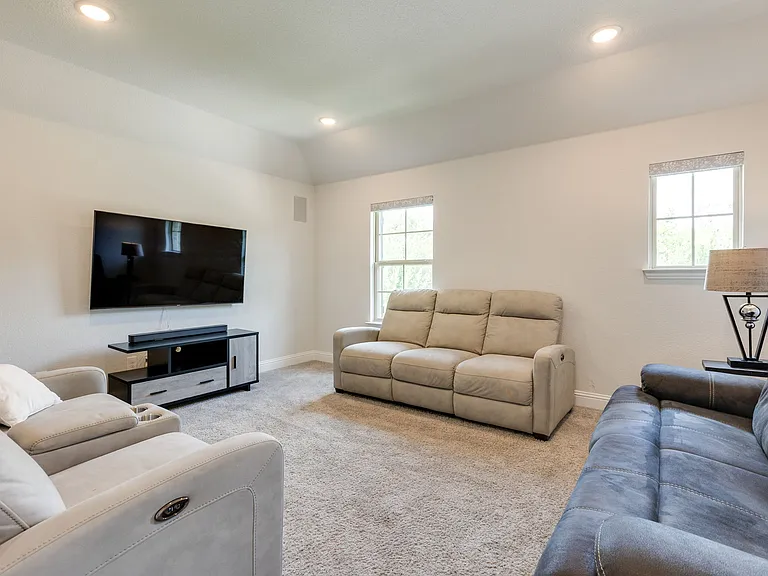 5605 Acoma Ln — Photo 23