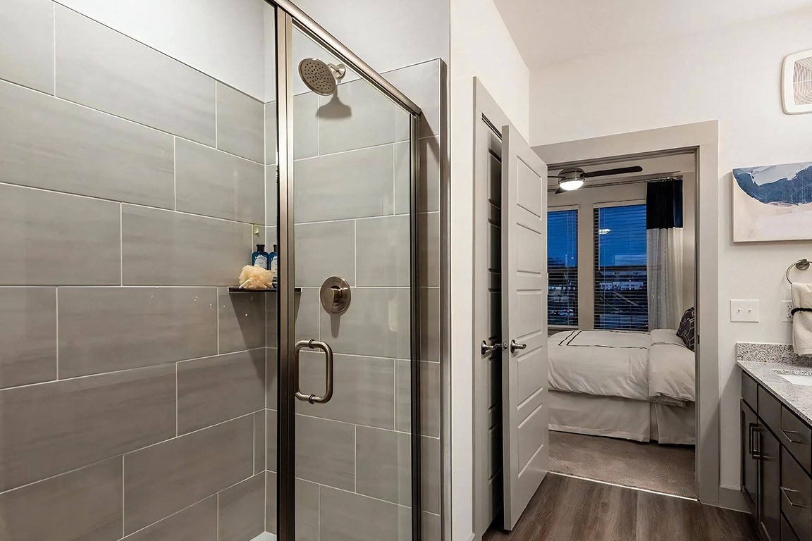 Glass Walk In Shower